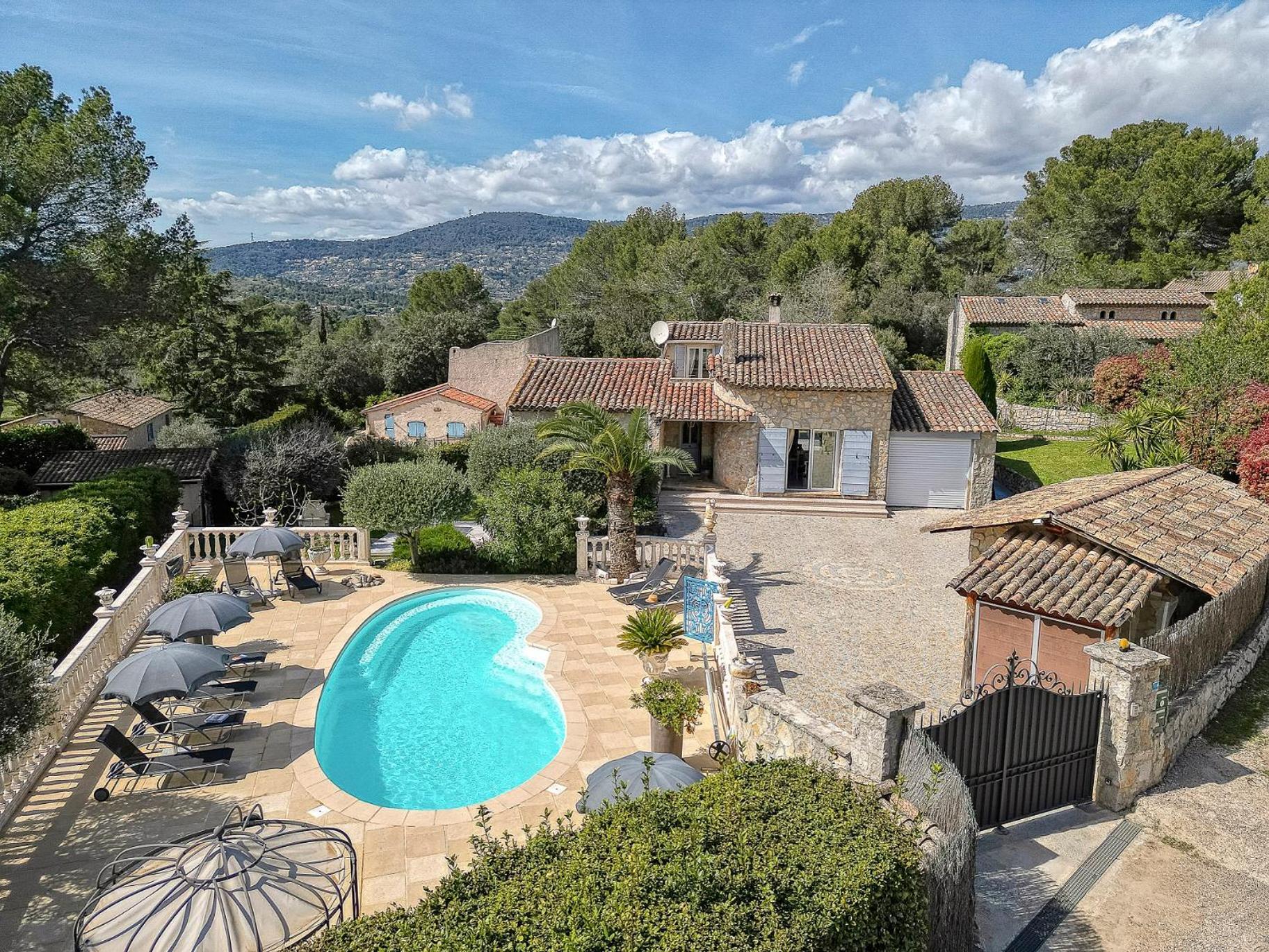 Gite Les Pins Climatise Piscine Chauffee Jardin Peymeinade Buitenkant foto